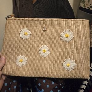 Lauren Conrad daisys wristlet